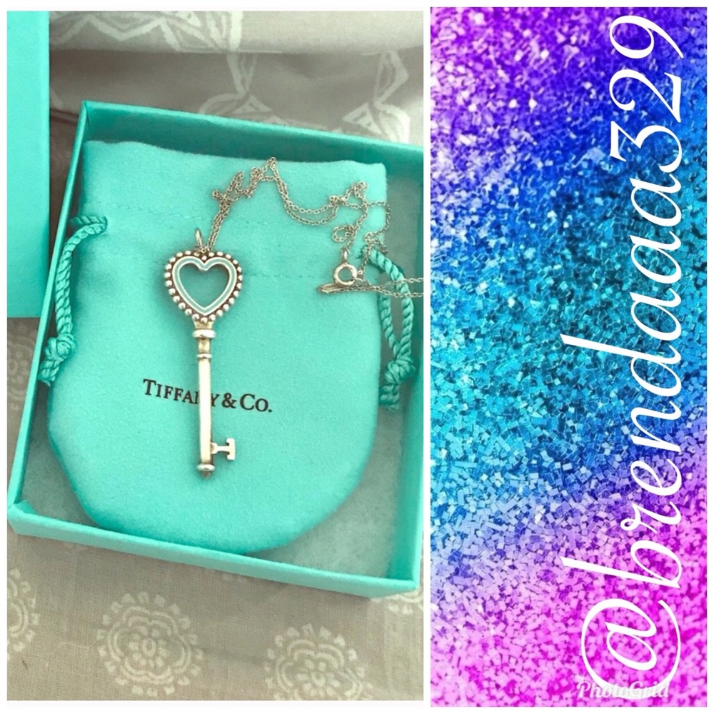 Tiffany&Co Heart Key Pendant